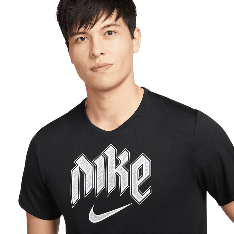 Camiseta Nike Dri-Fit Run Feminina - Branco