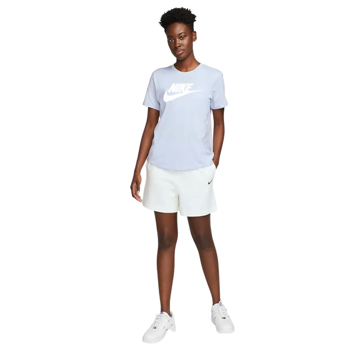 Camiseta Nike Sportswear Essentials Feminina - Lilás