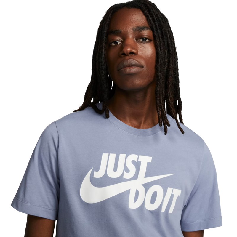 Camiseta Nike Sportswear Just Do It Masculina - Azul Claro