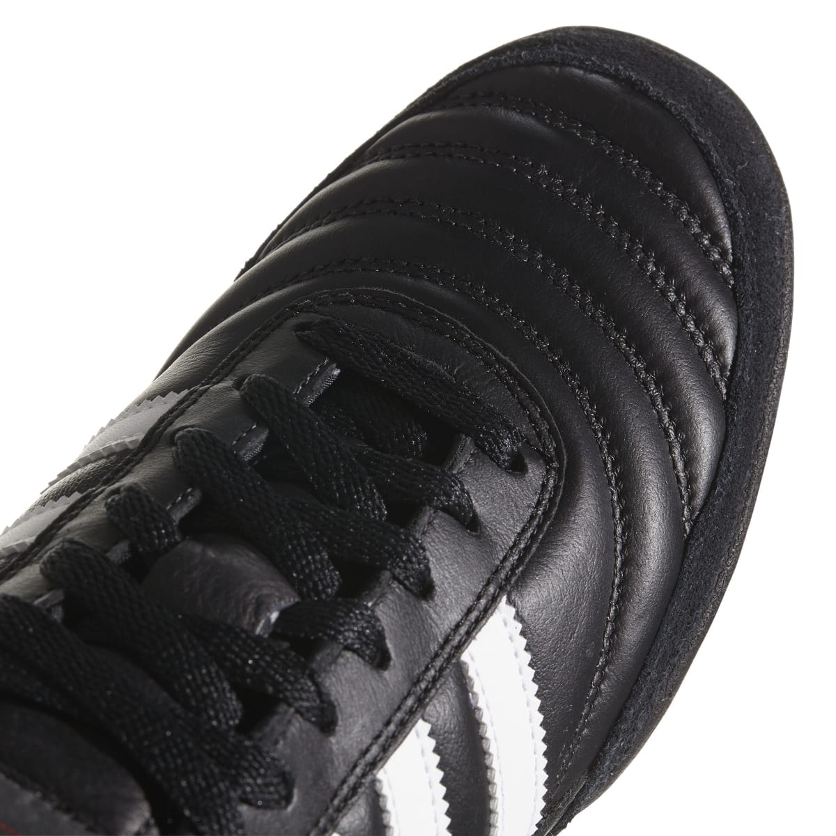 Chuteira Adidas Mundial Team Society Masculina - Preto/Branco