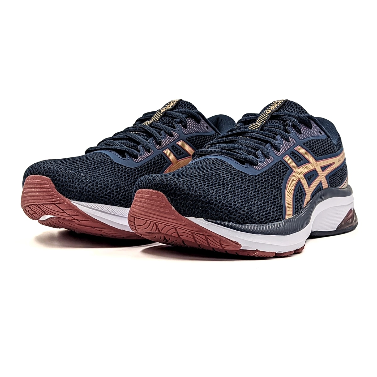 Tênis asics gel excite 4 hotsell feminino - preto e dourado