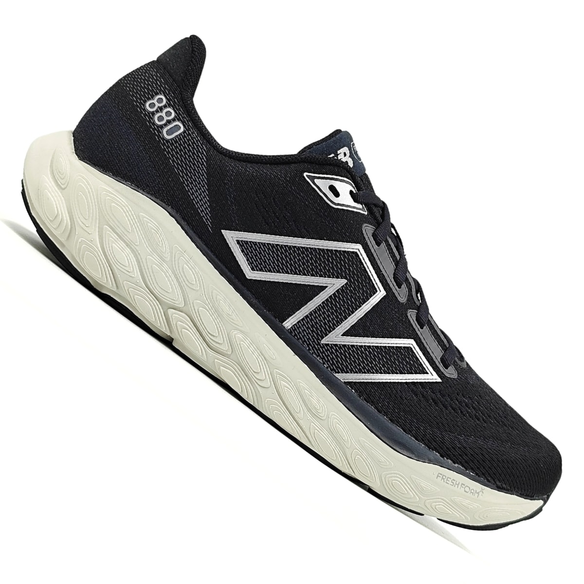 Tênis New Balance Fresh Foam X 880v14 Masculino - Preto/Branco