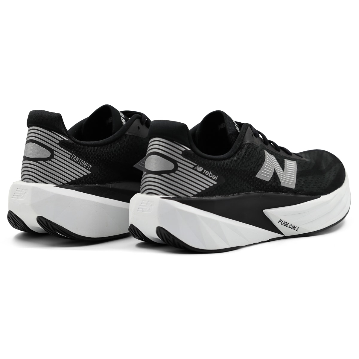 Tênis New Balance FuelCell Rebel V5 Feminino - Preto/Branco