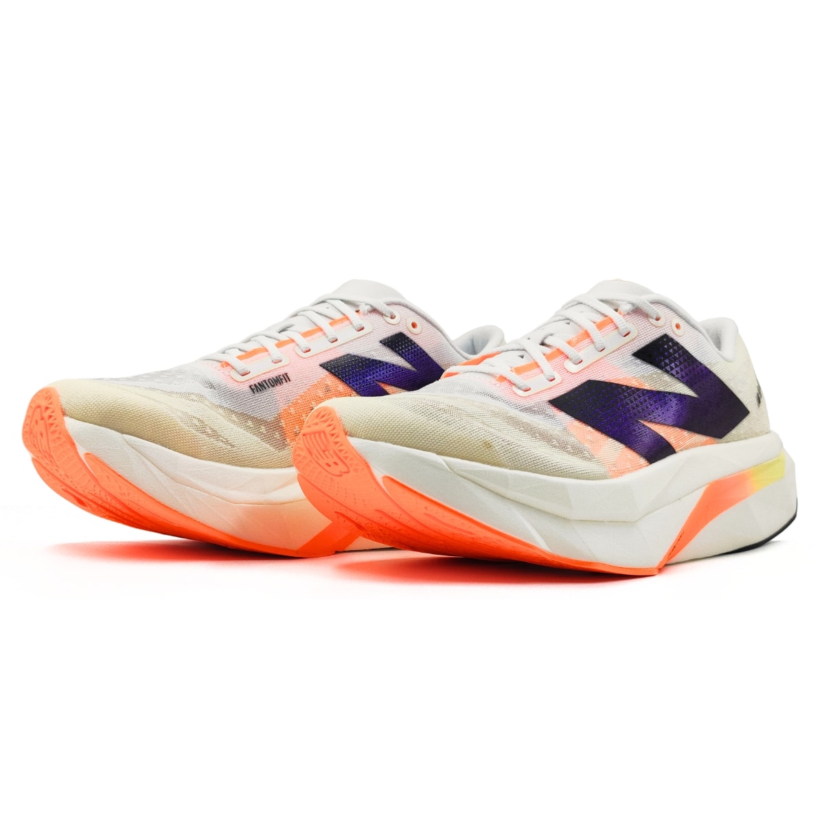 Tênis New Balance FuelCell Supercomp Elite V4 Masculino - Bege/Laranja