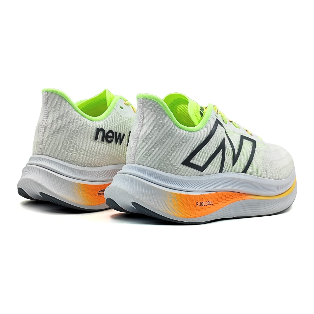 Tênis New Balance FuelCell Supercomp Trainer V2 Feminino - Branco