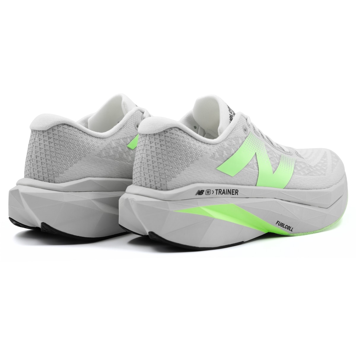 Tênis New Balance FuelCell Supercomp Trainer V3 Masculino - Cinza
